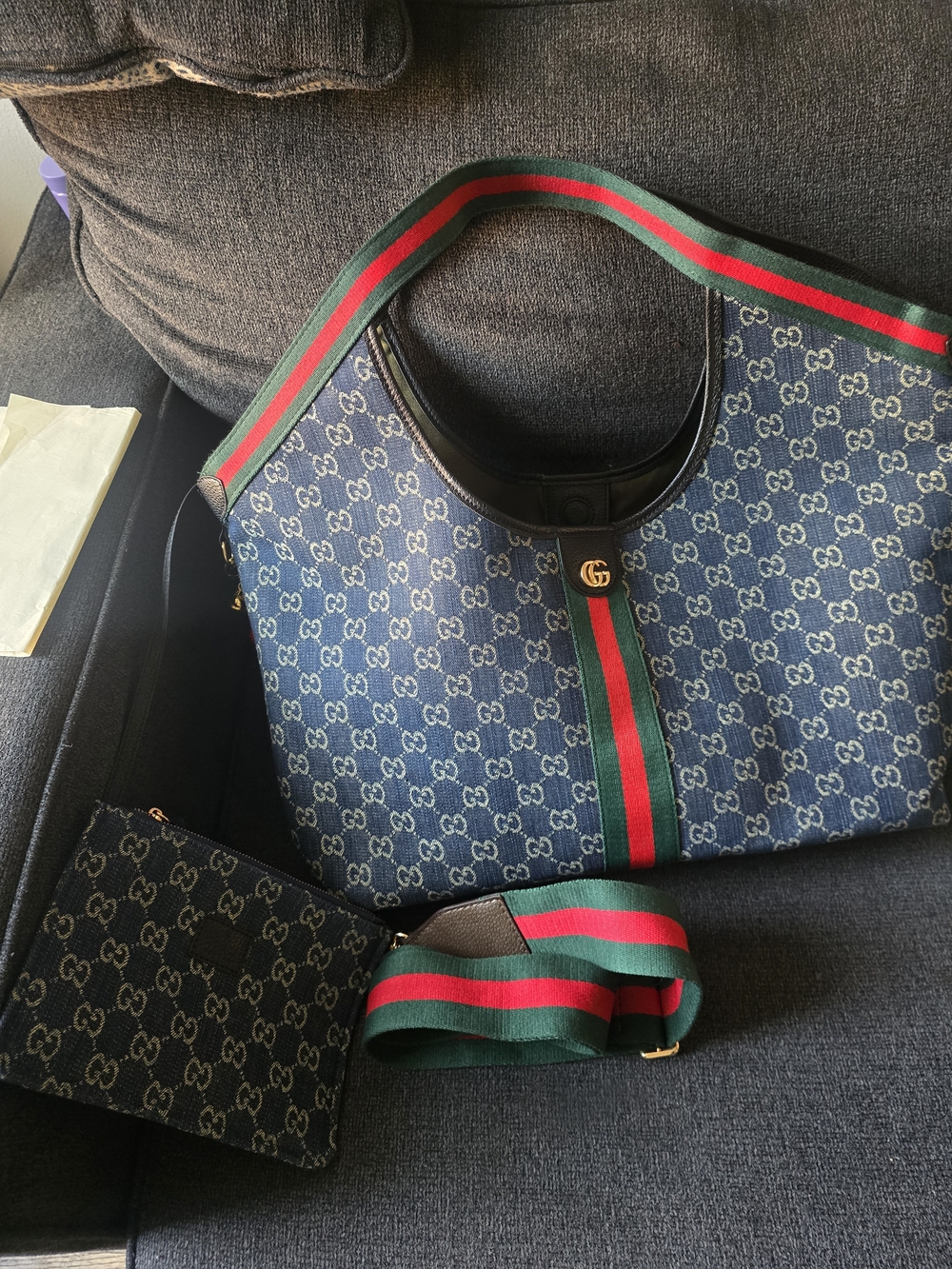 Canvas Cotton Navy XL Versatility GIG Tote w/classic Red/green Trim Pre Loved - Picture 6 of 9